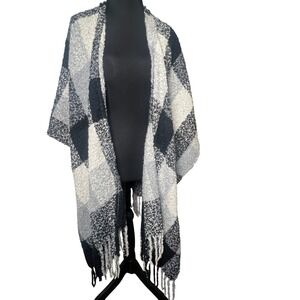 NWT Woolrich Fringed Poncho Sweater CoverUp Shawl Women's One Size‎